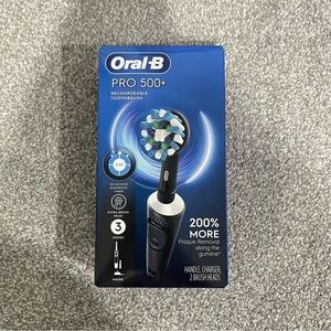 Oral-B Pro 500+ Electric Toothbrush